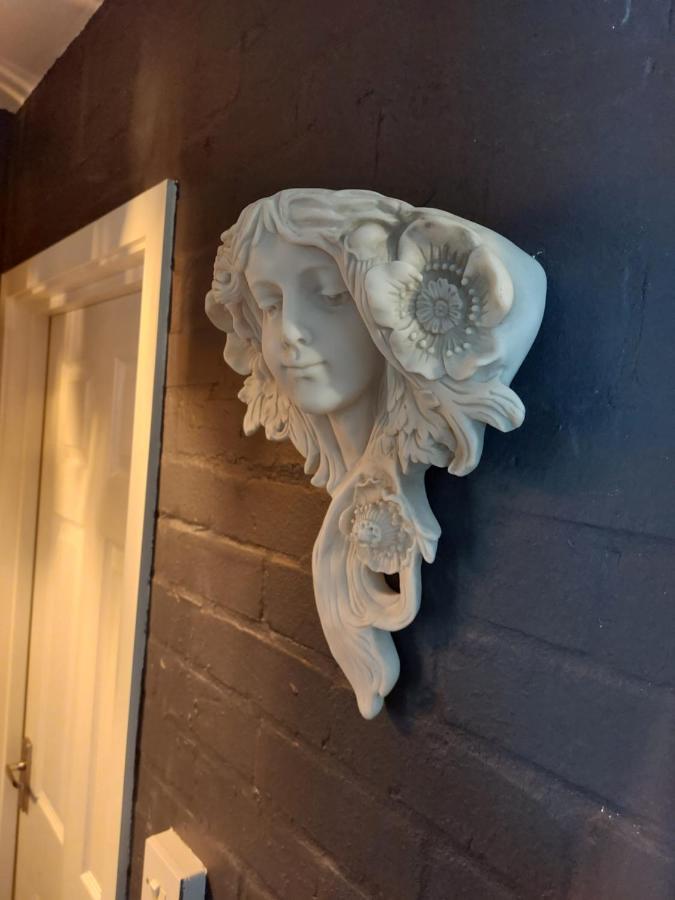 Romeo & Juliet'S With Private Parking Apartment Stratford-upon-Avon Luaran gambar