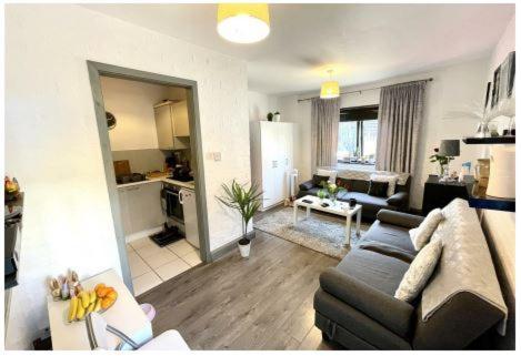 Romeo & Juliet'S With Private Parking Apartment Stratford-upon-Avon Bilik gambar